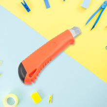 Multi-Use Heavy Duty Iron Cutter – Precision Utility Knife Blade (18mm)